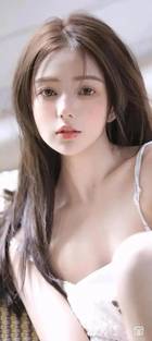 莉莉·詹姆斯